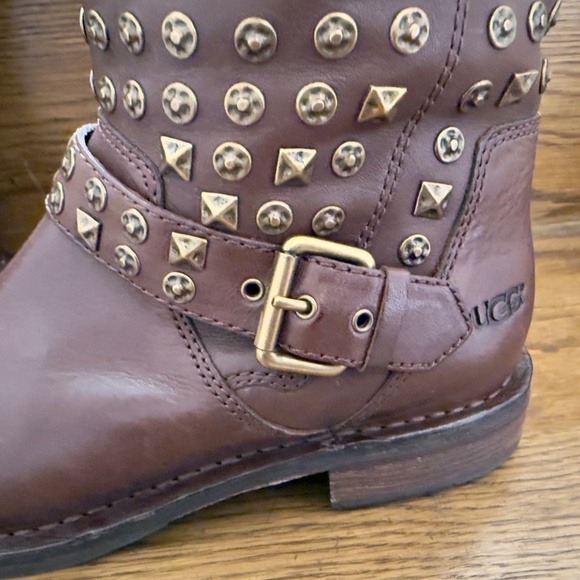 UGG Australia Conor Studs Boot 8.5 NWOT - Picture 6 of 16